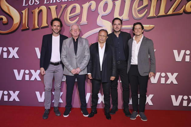 Los Encantos del Sinverguenza Red Carpet Juan Jose Cardona and Manolo Cardona attend the red carpet for ˜Los Encantos del Sinverguenza™ tv series at Videocine. on April 22, 2026 in Mexico City, Mexico. (Photo by Yamak Perea Eyepix Group) Copyright: xYamakxPerea xEyepixxGroupx YP_22042026_181428