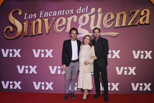 Los Encantos del Sinverguenza Red Carpet (L-R) Juan Jose Cardona, Nancy Molano and Manolo Cardona attend the red carpet for ˜Los Encantos del Sinverguenza™ tv series at Videocine. on April 22, 2026 in Mexico City, Mexico. (Photo by Yamak Perea Eyepix Group) Copyright: xYamakxPerea xEyepixxGroupx YP_22042026_181431