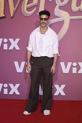 Los Encantos del Sinverguenza Red Carpet Erick Elias attends the red carpet for ˜Los Encantos del Sinverguenza™ tv series at Videocine. on April 22, 2026 in Mexico City, Mexico. (Photo by Yamak Perea Eyepix Group) Copyright: xYamakxPerea xEyepixxGroupx YP_22042026_181448