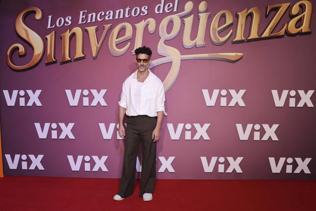 Los Encantos del Sinverguenza Red Carpet Erick Elias attends the red carpet for ˜Los Encantos del Sinverguenza™ tv series at Videocine. on April 22, 2026 in Mexico City, Mexico. (Photo by Yamak Perea Eyepix Group) Copyright: xYamakxPerea xEyepixxGroupx YP_22042026_181451