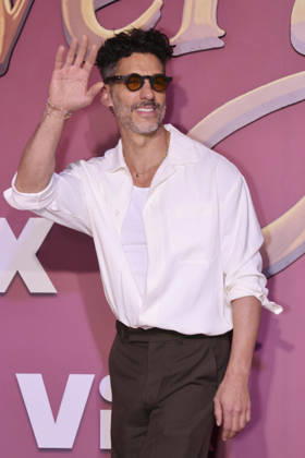 Los Encantos del Sinverguenza Red Carpet Erick Elias attends the red carpet for ˜Los Encantos del Sinverguenza™ tv series at Videocine. on April 22, 2026 in Mexico City, Mexico. (Photo by Yamak Perea Eyepix Group) Copyright: xYamakxPerea xEyepixxGroupx YP_22042026_181452