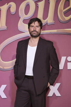 Los Encantos del Sinverguenza Red Carpet Juan Felipe Samper attends the red carpet for ˜Los Encantos del Sinverguenza™ tv series at Videocine. on April 22, 2026 in Mexico City, Mexico. (Photo by Yamak Perea Eyepix Group) Copyright: xYamakxPerea xEyepixxGroupx YP_22042026_181471