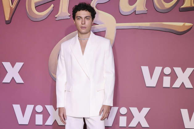 Los Encantos del Sinverguenza Red Carpet Ian Couttolenc attends the red carpet for ˜Los Encantos del Sinverguenza™ tv series at Videocine. on April 22, 2026 in Mexico City, Mexico. (Photo by Yamak Perea Eyepix Group) Copyright: xYamakxPerea xEyepixxGroupx YP_22042026_181478