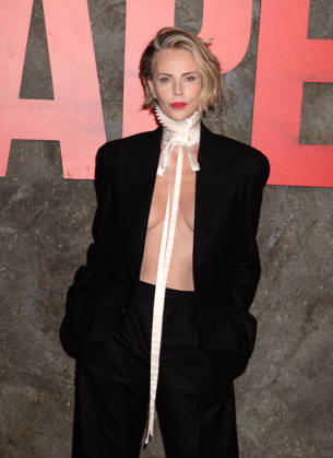 Arrivals for the New York premiere of Netflix s Apex at the Plaza Hotel Featuring: Charlize Theron Where: New York, United States When: 22 Apr 2026 Credit: Janet Mayer INSTARimages.com EDITORIAL USE ONLY. NOT FOR USE BY NEWSPAPERS BASED IN THE UK. Copyright: xx instar55637162