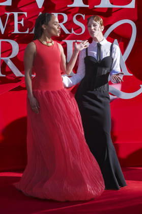 Alex Scott und Jess Glynne bei der Europapremiere des Kinofilms The Devil Wears Prada 2 Der Teufel trägt Prada 2 im Cineworld Leicester Square & Vue West End. London, 22.04.2026