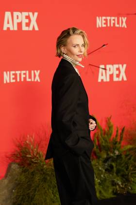 Charlize Theron at arrivals for APEX Premiere, The Paris Theater, New York, NY, April 22, 2026. Photo By: Kristin Callahan Everett Collection APEX Premiere PUBLICATIONXNOTxINxCANxCHNxFRAxITAxJPNxNORxPOLxRUSxESPxUKxUSA