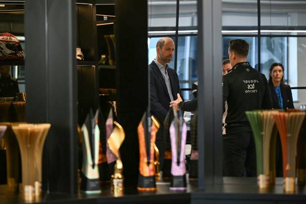 Prince William visits Jaguar TCS Racing The Prince of Wales visits the headquarters of British Formula E team, Jaguar TCS Racing, in Kidlington, Oxfordshire, UK, on the 23rd April 2026. Picture by Justin Tallis WPA-Pool Kidlington Jaguar TCS Racing Oxfordshire United Kingdom  WHA-0816