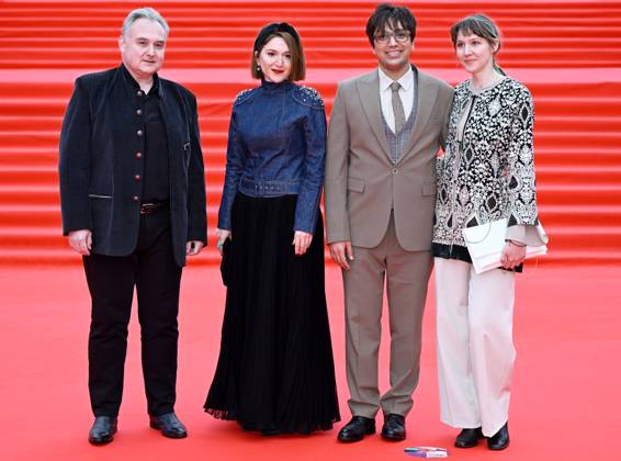 Russia Moscow International Film Festival 9150048 23.04.2026 Guests arrive for the closing ceremony of the 48th Moscow International Film Festival (MIFF) in Moscow, Russia. Ekaterina Chesnokova Sputnik Moscow Russia  Copyright: xEkaterinaxChesnokovax