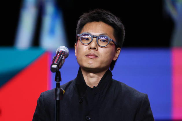 RUSSIA, MOSCOW - APRIL 23, 2026: Chinese film director Zheng Xusong receives the Silver St George for the film A Long Way Home during the closing ceremony of the 48th Moscow International Film Festival at the Rossiya Theatre Moscow Russia  - ZUMAt113 20260423_zaa_t113_435 Copyright: xSergeixBulkinx
