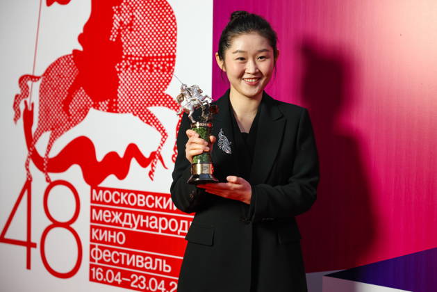 RUSSIA, MOSCOW - APRIL 23, 2026: South Korean film director An Huilin poses with the Silver St George for the film Nowhere, Somewhere during the closing ceremony of the 48th Moscow International Film Festival at the Rossiya Theatre. Artyom Geodakyan TASS  91615588