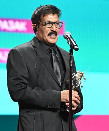Russia Moscow International Film Festival 9150366 23.04.2026 Producer Razak Ahammed receives the Silver St. George for the Best Actress instead of Indian actress Amrutha Krishnakumar for her role in the film Passion during the closing ceremony of the 48th Moscow International Film Festival (MIFF) in Moscow, Russia. Ekaterina Chesnokova Sputnik Moscow Russia  Copyright: xEkaterinaxChesnokovax