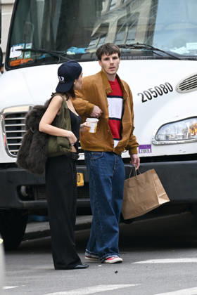 Cruz Beckham and girlfriend Jackie Apostel seen out shopping in Soho. Cruz™s brother Brooklyn Beckham has been estranged from the Beckham family since 2022 citing control issues by parents David and Victoria Beckham. Featuring: Cruz Beckham, Jackie Apostel Where: New York City, New York, United States When: 23 Apr 2026 Credit: Elder Ordonez INSTARimages EDITORIAL USE ONLY. NOT FOR USE BY NEWSPAPERS BASED IN THE UK. Copyright: xx instar55639721