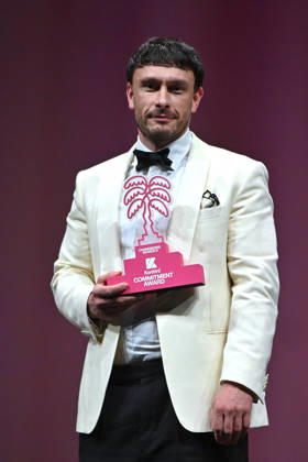 Opening Ceremony - The 9th Cannes Series International Festival. FC CANNES, FRANCE - APRIL 23 Richard Gadd receives the Konbini Commitment Award during the Opening Ceremony at the 9th Cannes Series International Festival on April 23, 2026 in Cannes, France. Cannes France  Copyright: xCastelxFranck ABACAx