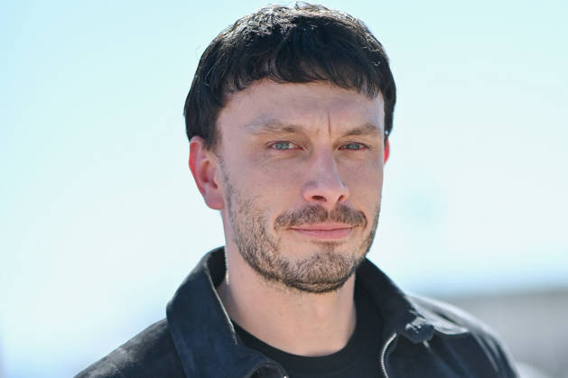 Half Man Photocall - The 9th Cannes Series International Festival. FC CANNES, FRANCE - APRIL 23 Richard Gadd attends the Half Man Photocall at the 9th Cannes Series International Festival at Plage Du Majestic on April 23, 2026 in Cannes, France. Photo by Franck Castel ABACAPRESS.COM Cannes France  Copyright: xCastelxFranck ABACAx