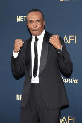 April 23, 2026, Los Angeles, Ca, USA: LOS ANGELES - APR 18: Sugar Ray Leonard at the AFI Lifetime Achievement Award: A Tribute Celebrating Eddie Murphy at the Dolby Theater on April 18, 2026 in Los Angeles, CA Los Angeles USA  - ZUMAnc22 20260423_zaa_nc22_228 Copyright: xKathyxHutchinsx