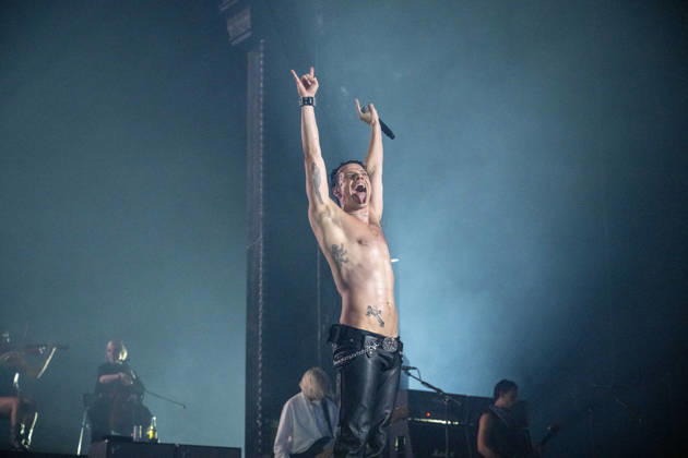 YUNGBLUD performs at Birmingham Utilita Arena 23rd April 202 YUNGBLUD performs live at Birmingham Utilita Arena on 23rd April 2026, delivering a high-energy set to a packed crowd. Known for his explosive stage presence and connection with fans, the artist brought raw emotion and intensity to the arena as part of his latest live show. Photography by Hannah Meadows for, Credit:HANNAHMEADOWSPHOTOGRAPHY Avalon  Copyright: xHANNAHMEADOWSPHOTOGRAPHYx xAvalonx 1093965732