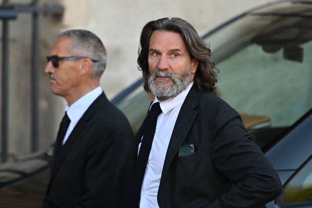 Frédéric Beigbeder. The funeral of French actress Nathalie Baye at the Church of Saint-Sulpice in Paris on 24 April 2026 - 24 04 2026 - France Ile-de-France (region) Paris -  JulienxMattiax xLexPictorium LePictorium_0332246