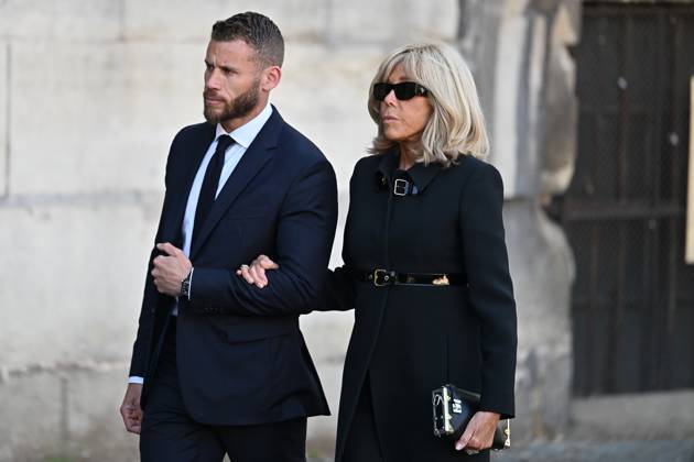 Brigitte Macron. The funeral of French actress Nathalie Baye at the Church of Saint-Sulpice in Paris on 24 April 2026 - 24 04 2026 - France Ile-de-France (region) Paris -  JulienxMattiax xLexPictorium LePictorium_0332250