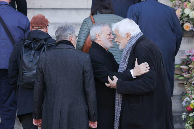 Nathalie Baye Funeral - Paris Francis Huster, Jacques Weber attending the funeral of French actress Nathalie Baye at Saint Sulpice Church, in Paris, France on April 24, 2026. Photo by Nasser Berzane ABACAPRESS.COM Paris France  Copyright: xBerzanexNasser ABACAx