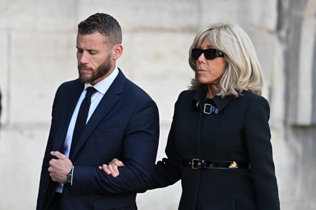 Brigitte Macron. The funeral of French actress Nathalie Baye at the Church of Saint-Sulpice in Paris on 24 April 2026 - 24 04 2026 - France Ile-de-France (region) Paris -  JulienxMattiax xLexPictorium LePictorium_0332251