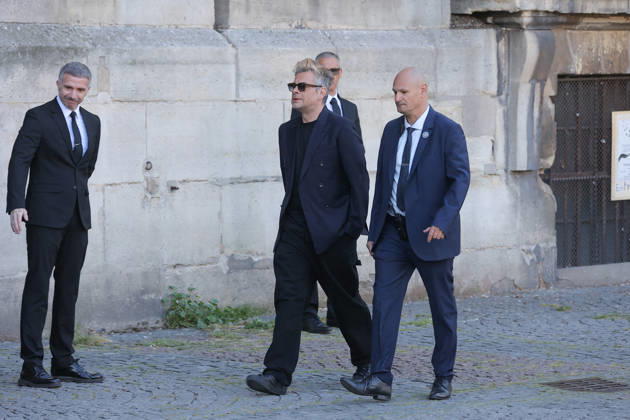 Nathalie Baye Funeral - Paris Benjamin Biolay attending the funeral of French actress Nathalie Baye at Saint Sulpice Church, in Paris, France on April 24, 2026. Photo by Nasser Berzane ABACAPRESS.COM Paris France  Copyright: xBerzanexNasser ABACAx