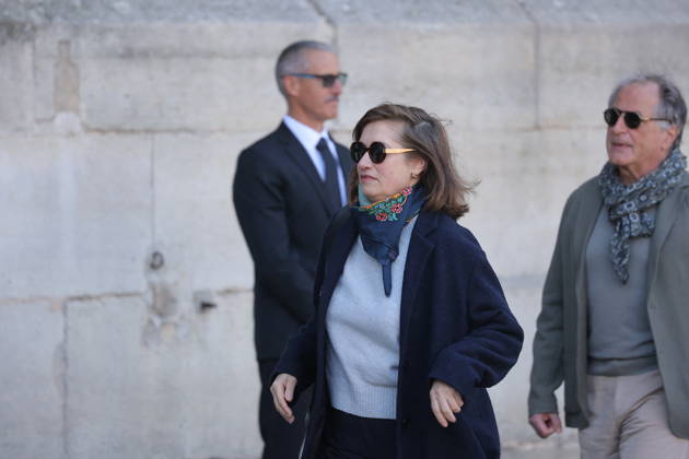 Nathalie Baye Funeral - Paris Emmanuelle Devos attending the funeral of French actress Nathalie Baye at Saint Sulpice Church, in Paris, France on April 24, 2026. Photo by Nasser Berzane ABACAPRESS.COM Paris France  Copyright: xBerzanexNasser ABACAx