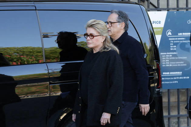 Catherine Deneuve Obsèques de Nathalie Baye en léglise Saint Sulpice à Paris le 23 avril 2026 Dominique Jacovides Coadic Guirec Bestimag Funeral of French actress Nathalie Baye at the Saint Sulpice church in Paris on April 23, 2026 Paris France  Copyright: xCOADIC-JACOVIDESx xBESTIMAGExCOADIC-JACOVIDESx xBESTIMAGEx