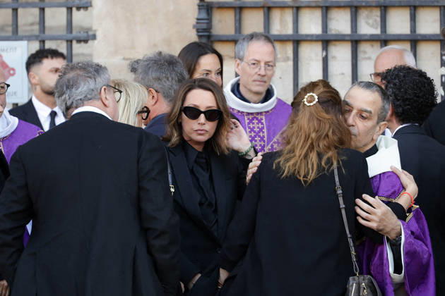 Laura Smet Obsèques de Nathalie Baye en léglise Saint Sulpice à Paris le 23 avril 2026 Dominique Jacovides Coadic Guirec Bestimag Funeral of French actress Nathalie Baye at the Saint Sulpice church in Paris on April 23, 2026 Paris France  Copyright: xCOADIC-JACOVIDESx xBESTIMAGExCOADIC-JACOVIDESx xBESTIMAGEx