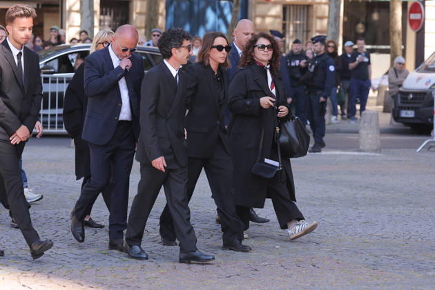 Laura Smet Thanks Public at Nathalie Baye s Funeral - Paris Laura Smet thanks public after Nathalie Baye s funeral at Saint Sulpice Church, in Paris, France on April 24, 2026. Photo by Nasser Berzane ABACAPRESS.COM Paris France  Copyright: xBerzanexNasser ABACAx