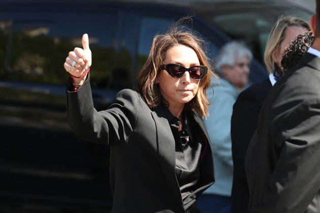 Laura Smet Exiting the funeral of Nathalie Baye at the Saint Sulpice church in Paris on April 23, 2026 Dominique Jacovides Coadic Guirec Bestimage Exiting the funeral of Nathalie Baye at the Saint Sulpice church in Paris on April 23, 2026 Paris France  Copyright: xCOADIC-JACOVIDESx xBESTIMAGExCOADIC-JACOVIDESx xBESTIMAGEx