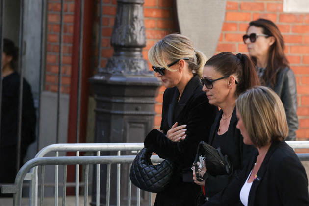 Nadia Fares Funeral - Paris Laeticia Hallyday at the funeral ceremony of French actress Nadia Fares at the Saint-Jean de Montmartre church in Paris on April 24, 2026. Nadia Fares died on April 17, 2026, aged 57, after being found unconscious in a swimming pool in Paris and several days in a coma. Photo by Nasser Berzane ABACAPRESS.COM Paris France  Copyright: xBerzanexNasser ABACAx