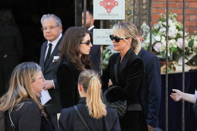 Nadia Fares Funeral - Paris Shana Chasman and Laeticia Hallyday at the funeral ceremony of French actress Nadia Fares at the Saint-Jean de Montmartre church in Paris on April 24, 2026. Nadia Fares died on April 17, 2026, aged 57, after being found unconscious in a swimming pool in Paris and several days in a coma. Photo by Nasser Berzane ABACAPRESS.COM Paris France  Copyright: xBerzanexNasser ABACAx