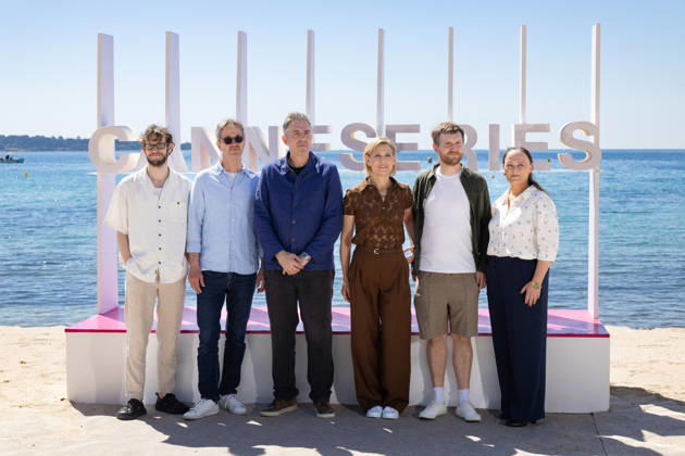 9th Cannes Series - Harvest Photocall Simon Bennebjerg, Lars Brygmann, Martin Zandvliet, Charlotte Fich and Elliot Crosset Hove attend the Harvest Photocall at the 9th Canneseries International Festival on April 24, 2026 in Cannes, France. Photo by Shootpix ABACAPRESS.COM Cannes Provence-Alpes-Cote d Azur France  Copyright: xShootpix ABACAx