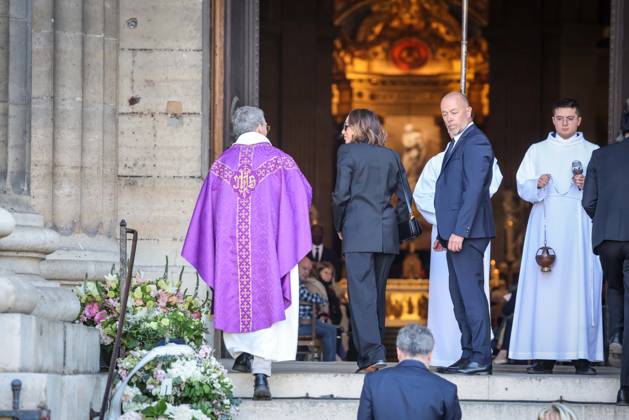 Paris, France le 24 avril 2026 - Obseques de l actrice Nathalie Baye en l Eglise St Sulpice - Funeral of actress Nathalie Baye in St Sulpice Church - Ici Laura Smet  Copyright: xSebastienxTOUBONx