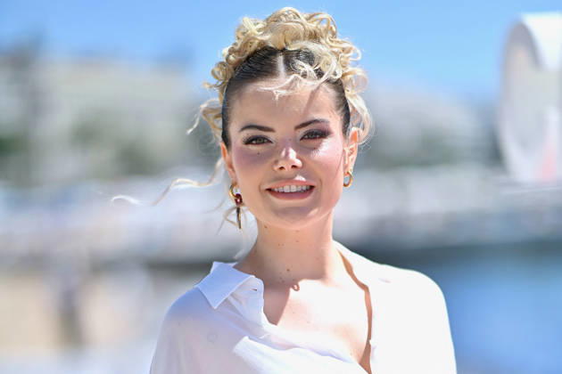 9th Cannes Series - Romane Jimonet, AKA Romy Photocall. FC CANNES, FRANCE - APRIL 24 Romane Jimonet, AKA Romy, attends the Romy Photocall at the 9th Canneseries International Festival on April 24, 2026 in Cannes, France. . Photo by Franck Castel ABACAPRESS.COM Cannes France  Copyright: xCastelxFranck ABACAx
