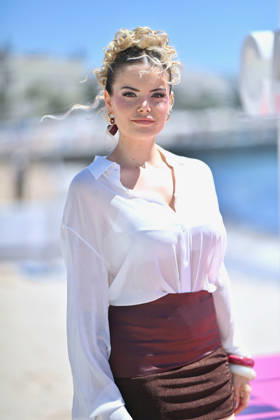 9th Cannes Series - Romane Jimonet, AKA Romy Photocall. FC CANNES, FRANCE - APRIL 24 Romane Jimonet, AKA Romy, attends the Romy Photocall at the 9th Canneseries International Festival on April 24, 2026 in Cannes, France. . Photo by Franck Castel ABACAPRESS.COM Cannes France  Copyright: xCastelxFranck ABACAx