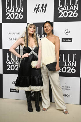 STOCKHOLM, SWEDEN 20260424 Emily Dahl and Annika Norman arrive at the Elle gala at the Grand Hotel on Friday STOCKHOLM SWEDEN x10080x  Copyright: xFredrikxSandberg TTx ELLE GALAN 2026 r7mkQoOT5dc