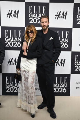 STOCKHOLM, SWEDEN 20260424 Aliette Opheim Filip Berg arrives at the Elle gala at the Grand Hotel on Friday STOCKHOLM SWEDEN x10080x  Copyright: xFredrikxSandberg TTx ELLE GALAN 2026 RuXBCW62iUU