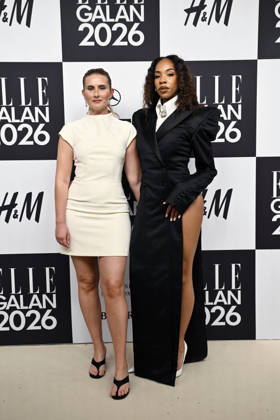 STOCKHOLM, SWEDEN 20260424 Olivia Mahr and Janice Kavander arrive at the Elle gala at the Grand Hotel on Friday STOCKHOLM SWEDEN x10080x  Copyright: xFredrikxSandberg TTx ELLE GALAN 2026 TTFKlDbUSto