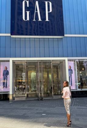 RECORD DATE NOT STATED Victoria Beckham visits NYC Store for GAP x Victoria Beckham Launch (NEW) Victoria Beckham Visits Gap NYC Store for Gap x Victoria Beckham Launch. April 24, 2026, New York, USA. Victoria Beckham visits a Gap Inc. store in New York City amid the launch of the Gap x Victoria Beckham clothing collaboration. Mandatory Credit: Jeff Rivera The News2(Foto: Jeff Rivera Thenews2 imago images) Victoria Beckham visits NYC Store for GAP x Victoria Beckham Launch  Copyright: xJeffxRiverax