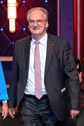 MDR - Riverboat. Dr. Reiner Haseloff ( Ministerpräsident a. D. von Sachsen-Anhalt ) anläßlich der Aufzeichnung der MDR - Talkshow Riverboat am 24.04.2026 in der Mediacity Leipzig. 20260424ADO0016