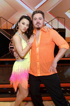 Schlagzeuger Gustav Schäfer (Tokio Hotel) und Tänzerin Anastasia Maruster bei der siebten Tanzshow der 19. Staffel der RTL-Tanzshow Lets Dance im Coloneum. 24.04.2026 NRW Deutschland Copyright: xChristophxHardtx