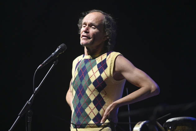 Olaf Schubert mit seinem Programm Jetzt oder now! live in der Swiss Life Hall. Hannover, 24.04.2026