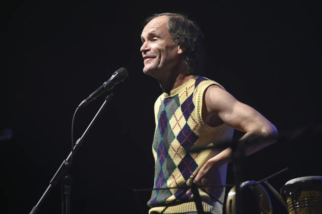 Olaf Schubert mit seinem Programm Jetzt oder now! live in der Swiss Life Hall. Hannover, 24.04.2026