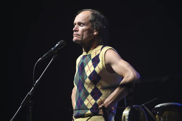 Olaf Schubert mit seinem Programm Jetzt oder now! live in der Swiss Life Hall. Hannover, 24.04.2026