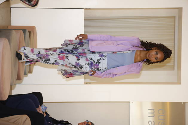 Debora Goulart bei der Anja Gockel Fashion Show Frisches für die Sinne im Showroom Paris 44 by Anja Gockel. Berlin, 10.04.2026 Copyright: xAgenturxMatthiasxWehnertx xR.xduxVinagex