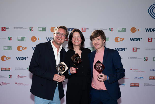 Carl Gierstorfer, Laura Salm-Reifferscheidt, Ronald Rist, Grimme-Preis 2026: Prominenz und starke Bilder von der Gala in Marl - Grimme-Preis 2026: Prominenz und starke Bilder von der Gala in MarlNordrhein-Westfalen, Marl, Deutschland Copyright: 7aktuell.dex xMarcxGruber 20260424_GrimmePreisMarl-064