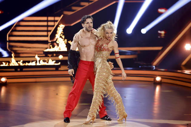 Schauspieler Jan Kittmann (GZSZ) und Tänzerin Kathrin Menzinger bei der siebten Tanzshow der 19. Staffel der RTL-Tanzshow Lets Dance im Coloneum. Köln, 24.04.2026 NRW Deutschland Copyright: xChristophxHardtx