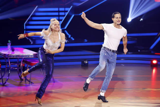 Sänger Milano (Milane Baybah) und Profitänzerin Marta Arndt bei der siebten Tanzshow der 19. Staffel der RTL-Tanzshow Lets Dance im Coloneum. Köln, 24.04.2026 NRW Deutschland Copyright: xChristophxHardtx
