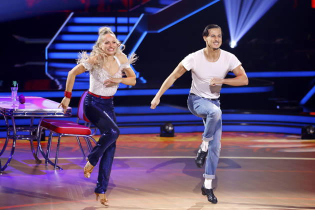 Sänger Milano (Milane Baybah) und Profitänzerin Marta Arndt bei der siebten Tanzshow der 19. Staffel der RTL-Tanzshow Lets Dance im Coloneum. Köln, 24.04.2026 NRW Deutschland Copyright: xChristophxHardtx